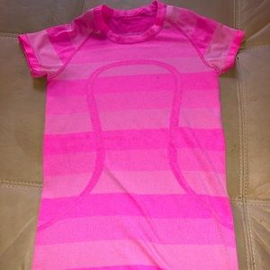 Lululemon Swiftly Tech Short Sleeve Shirt